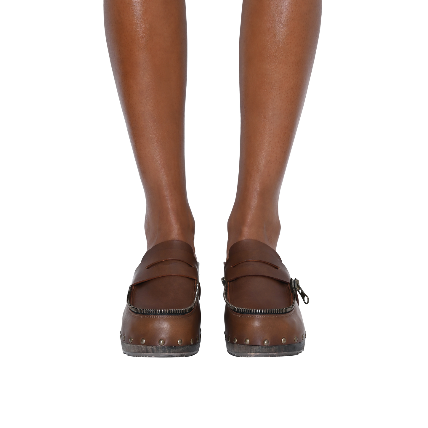 Zipped clogs