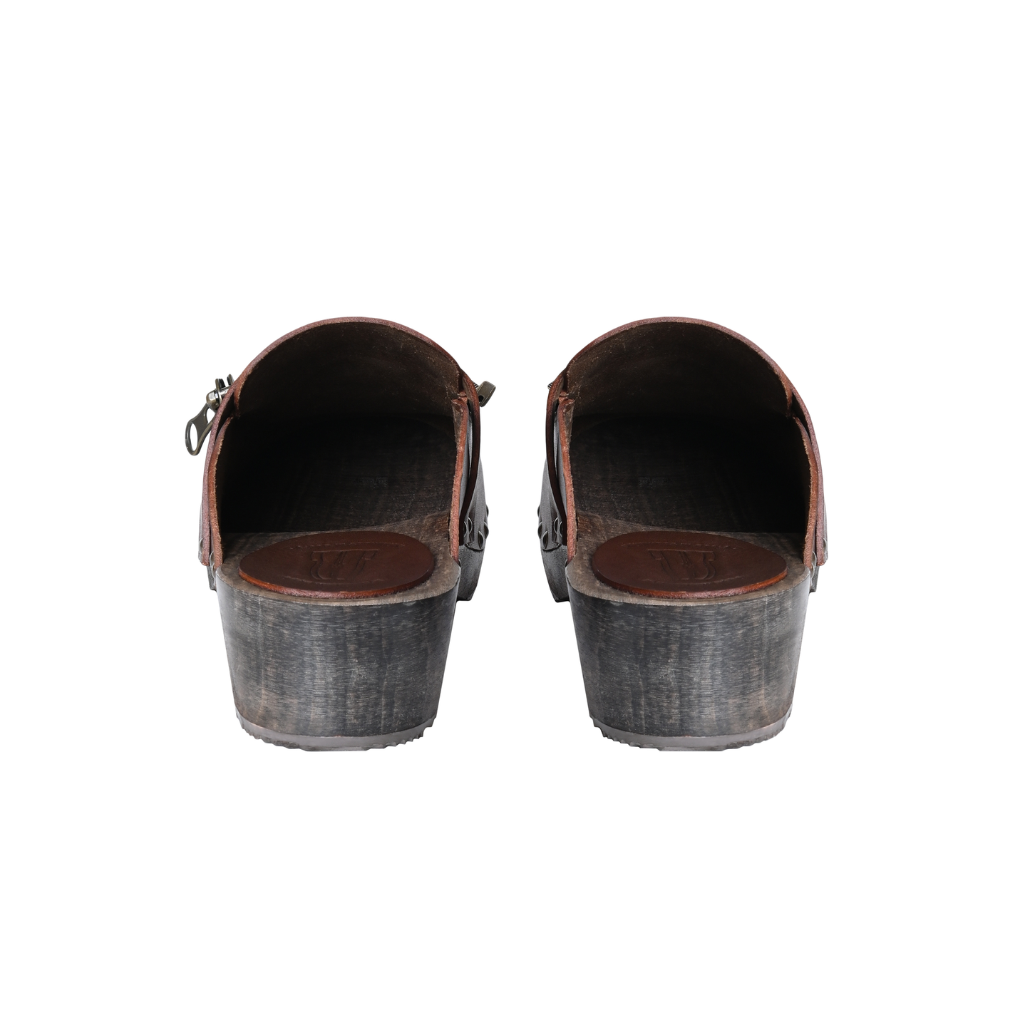 Zipped clogs
